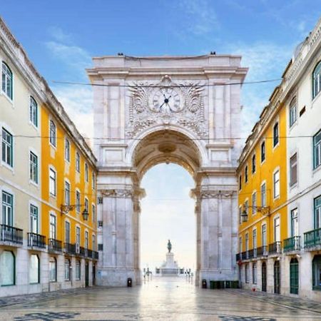 2 Bedroom Apartment For 4 People With Free Public Parking Lisboa Kültér fotó